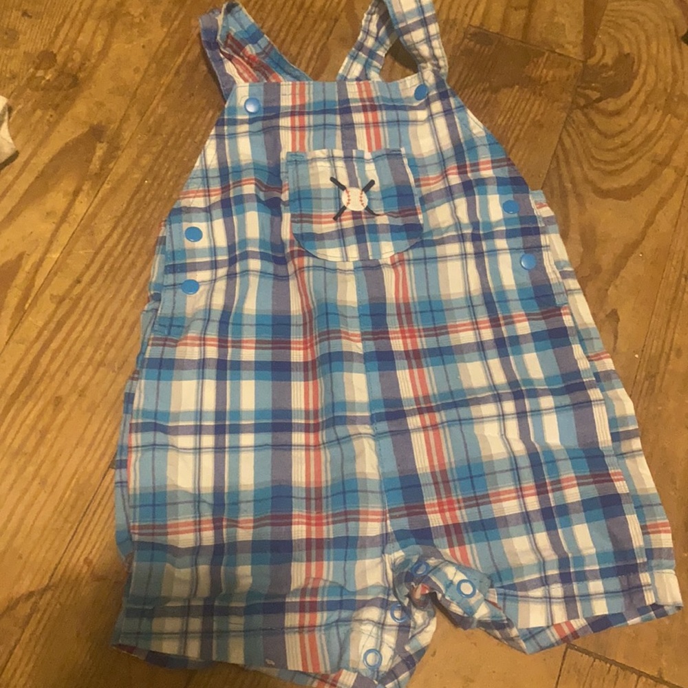 9 month bundle - Picture 6 of 9